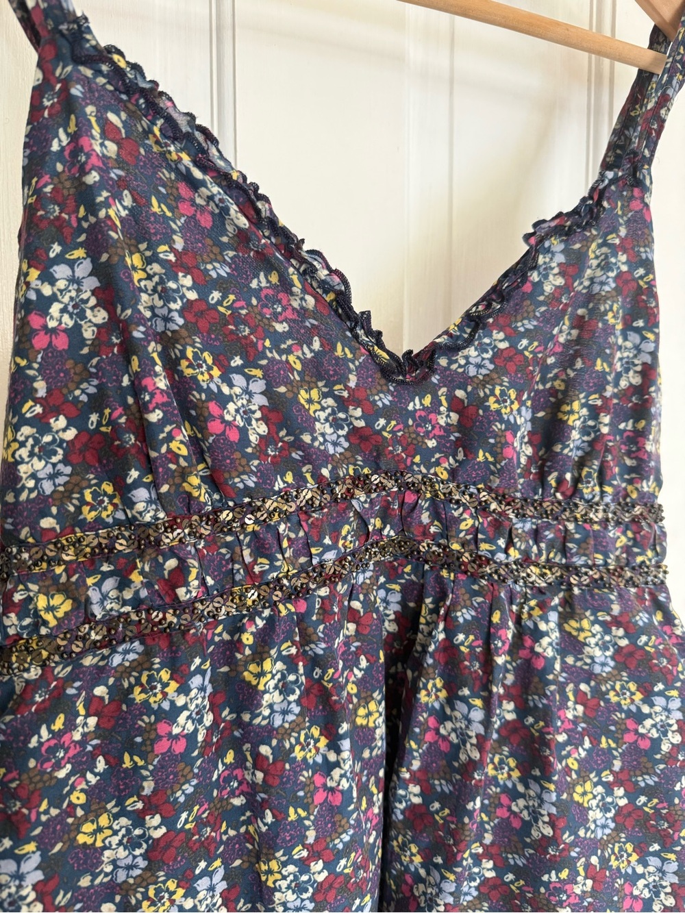 Gorgeous Floral Ruffle and Beaded Trim Cami Top - Navy Floral